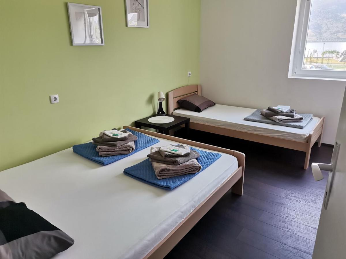 Apartman Terassa 下米拉诺瓦茨 外观 照片