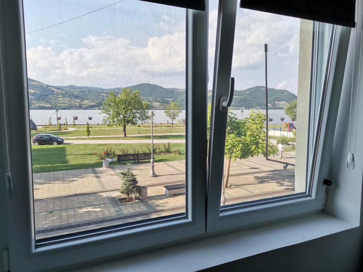 Apartman Terassa 下米拉诺瓦茨 外观 照片